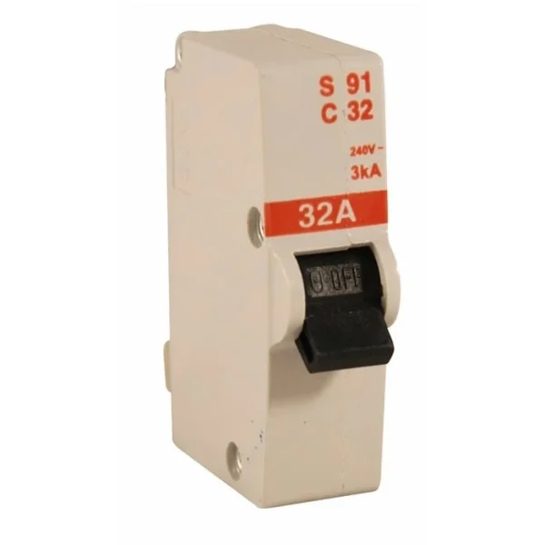 32A MCB PLUG-IN