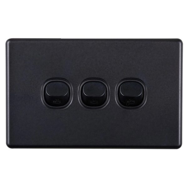3 GANG SWITCH  MATT BLACK