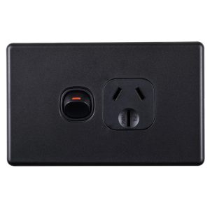 10A SINGLE POWERPOINT HORIZONTAL  MATT BLACK