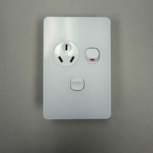 SINGLE POWERPOINT VERTICAL WITH EXTRA SWITCH WHITE