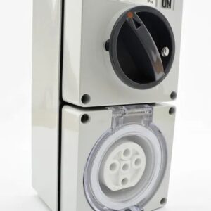 20A 5 PIN SWITCHED SOCKET IP66