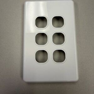 6 GANG PLATE WHITE