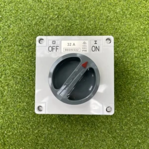 32A 3POLE ISOLATING SWITCH